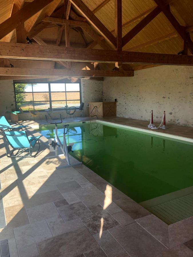 Maison De Vacances Avec Piscine Interieure - Le Grand Champagne Villa Saint-Victeur Exteriör bild